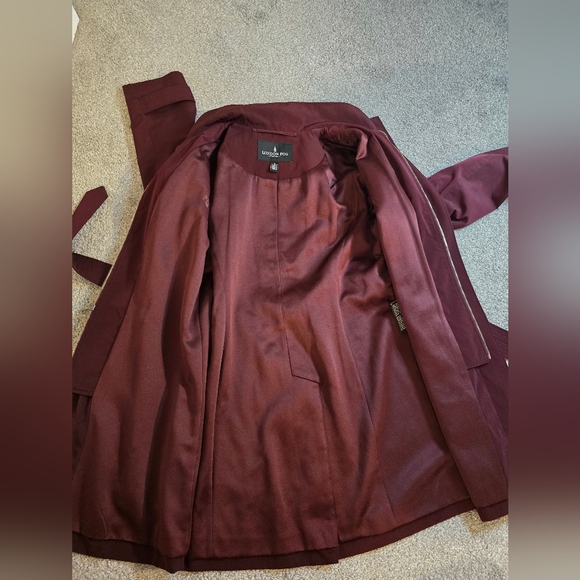 London Fog Water Resistant Women's Size Small Burgundy Trench Coat - Picture 9 of 13